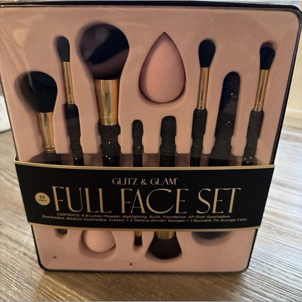 Rare TikTok Glitz and Glam 11 Piece Full Face Set Rhinestone Makeup Brush  Black